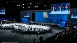 نخبة من العلماء الحائزين على جوائز نوبل وتورينغ ضمن فعاليات القمة العالمية للعلماء