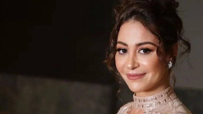 الفنانة منة شلبي