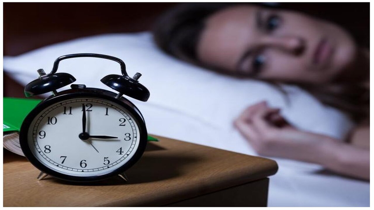 أسباب عدم القدرة على النوم وتأثيرها على صحة الأنسان