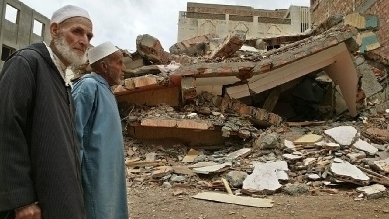 زلزال بقوة 7 ريختر يضرب عدة مدن بالمغرب و الوفيات تصل إلى 820 قتيل