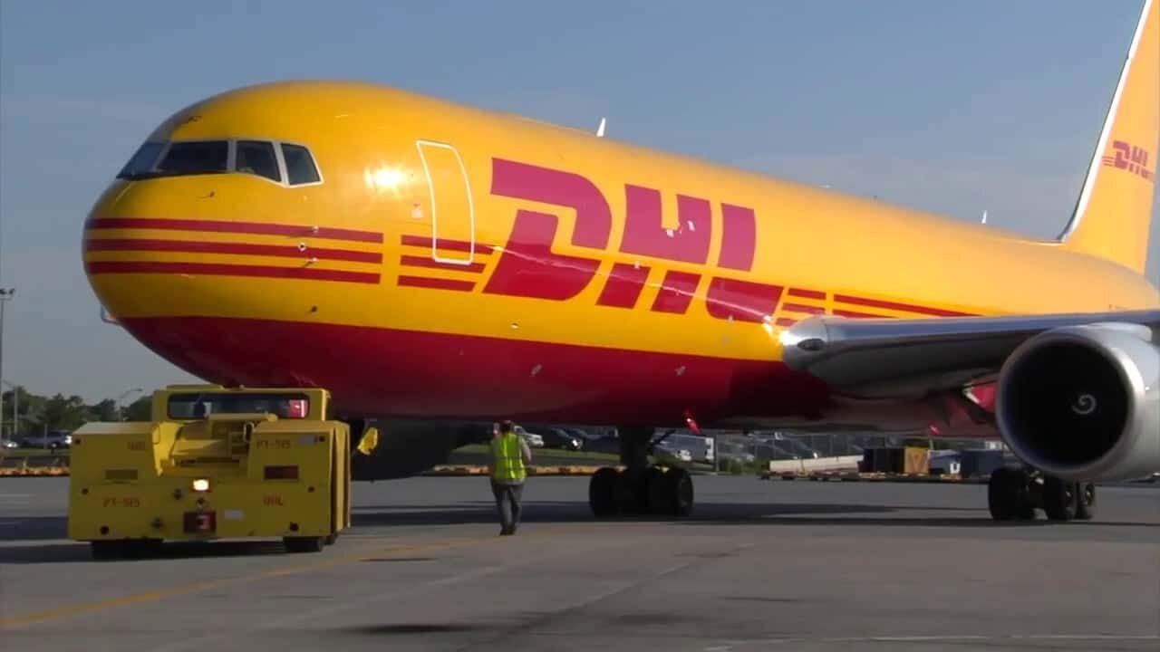 خطوات التتبع و الأستعلام عن شحنة DHL السعودية