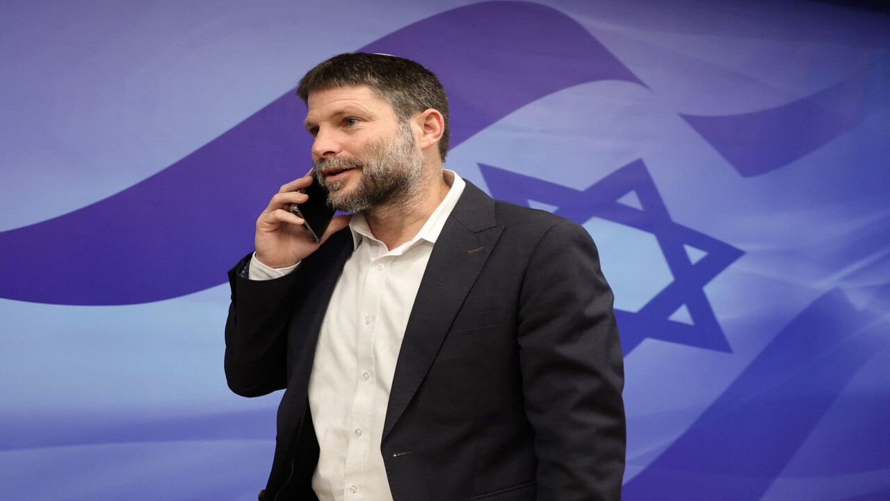 أدانه اقتراح وزير إسرائيلي بإلقاء قنبلة نوية على غزة