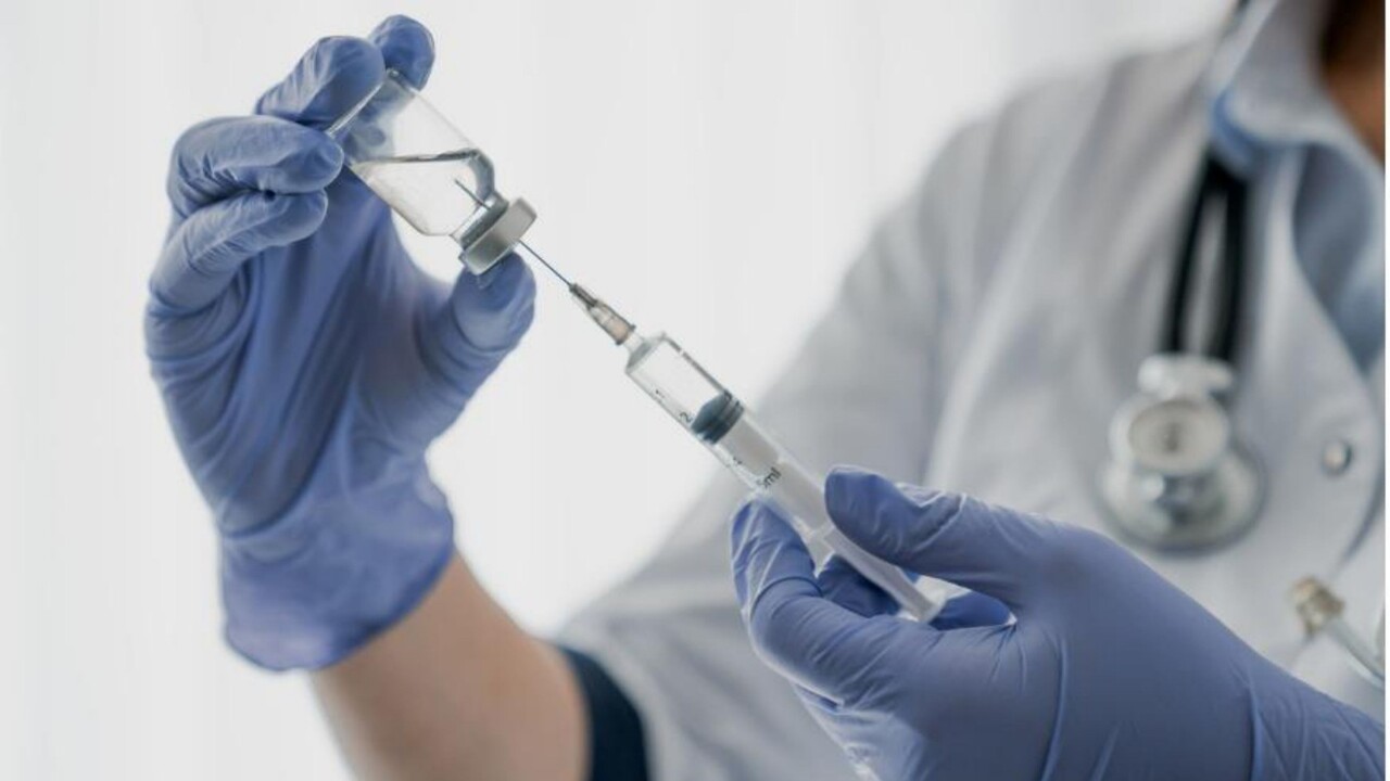 الزام المسافرين بتطعيم الأنفلونزا قبل السفر للعمرة و الحج للوقاية من العدوى