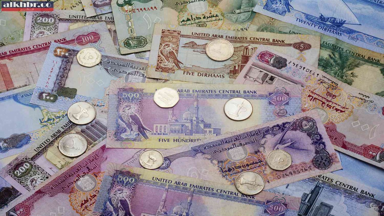 UAE court fines an Asian man 36,600 AED for a wrong bank transfer